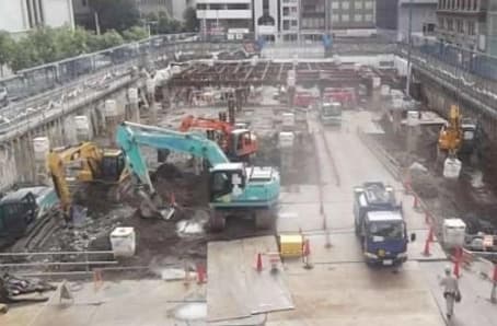 京橋森トラストタワー地下基礎工事の写真2